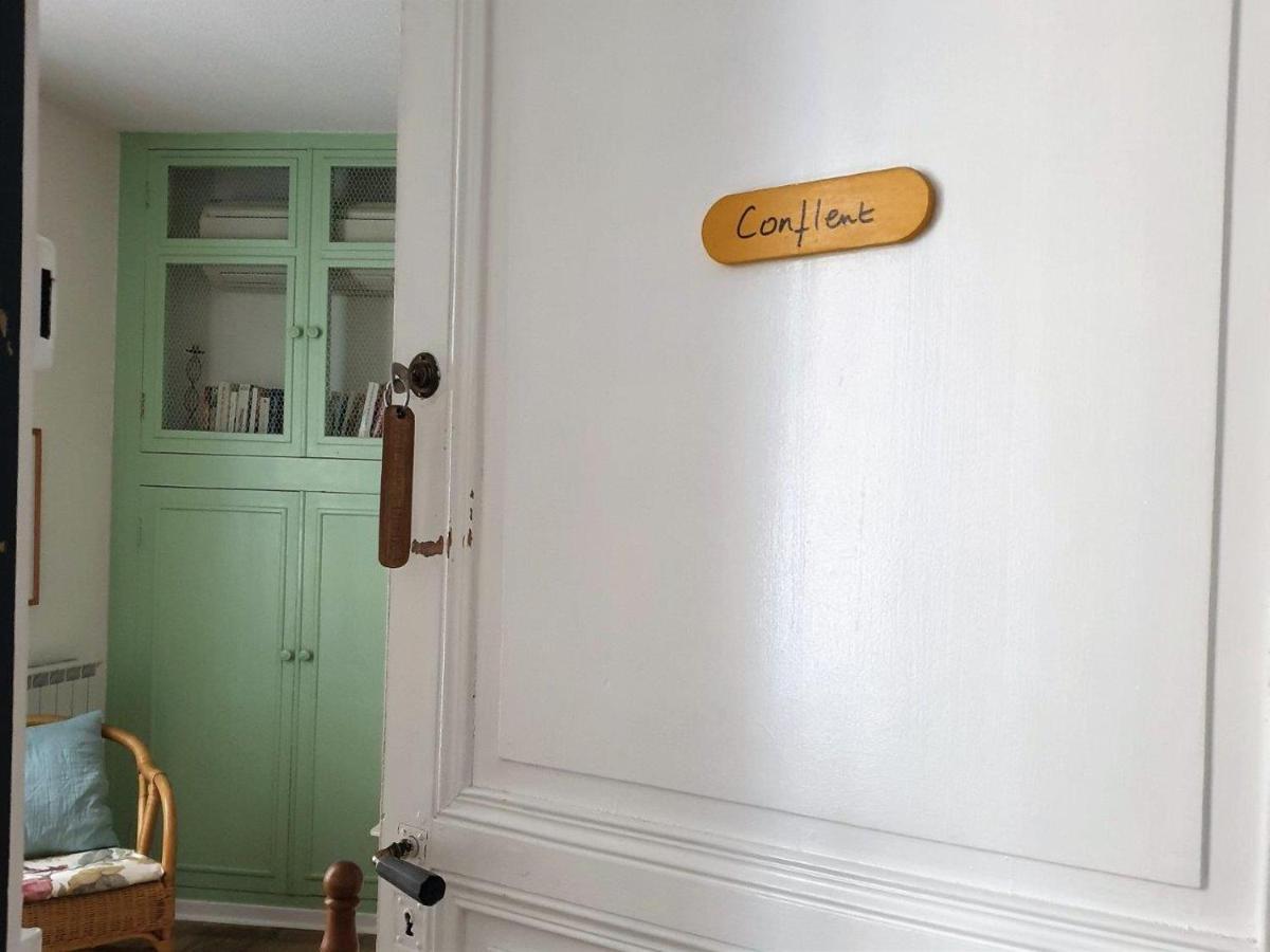 Chambres D'Hotes Et Gites- L'Abri Sous Roche Tautavel Екстериор снимка